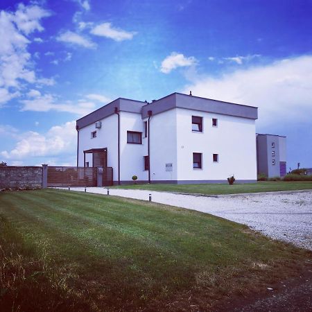 Apartmani Ka Sveti Martin Sveti Martin Na Muri Exteriör bild