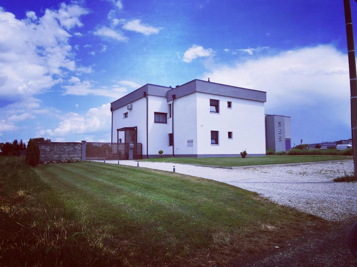 Apartmani Ka Sveti Martin Sveti Martin Na Muri Exteriör bild